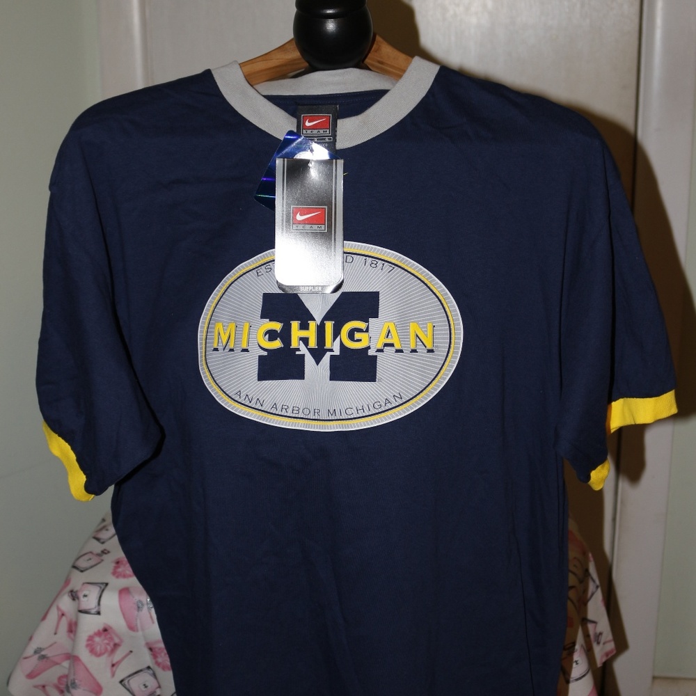 Nike Classic Ringer T Michigan NWT Navy/Yellow L